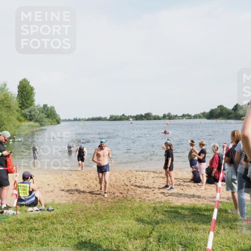 21.06.2025 - 27. Vierlanden-Triathlon MichiJ http://msf.ph/oto/8006592 15.06.2026 10:07:32 Schwimmen 374, 379, 391, 414, 468 meine-sportfotos.de