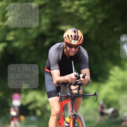 15.06.2025 - 7 Türme Triathlon Yannick Fuchs http://msf.ph/oto/8006596 15.06.2025 13:20:31 Radfahren 247, 491 meine-sportfotos.de