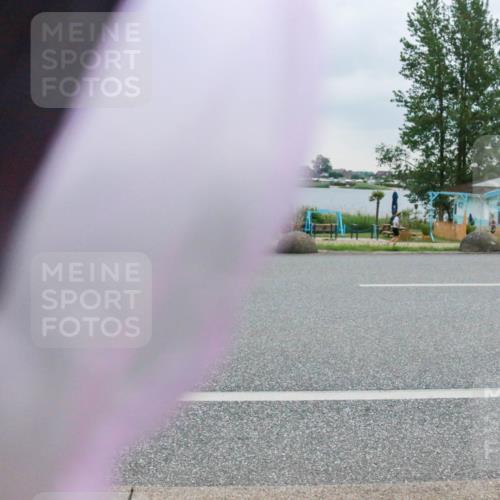 21.06.2025 - 27. Vierlanden-Triathlon H.Heesch http://msf.ph/oto/8006645 15.06.2025 13:13:33 Radfahren 883, 884, 1200 meine-sportfotos.de