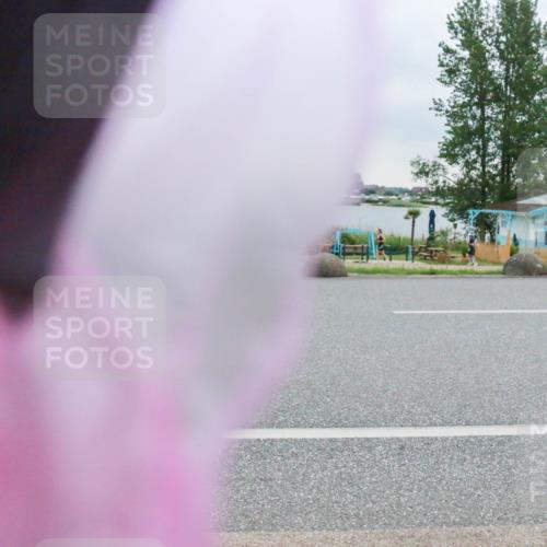 21.06.2025 - 27. Vierlanden-Triathlon H.Heesch http://msf.ph/oto/8006696 15.06.2025 13:13:36 Radfahren 883, 884, 1178 meine-sportfotos.de