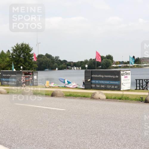 21.06.2025 - 27. Vierlanden-Triathlon H.Heesch http://msf.ph/oto/8006794 15.06.2025 12:06:55 Radfahren 718, 825, 852, 879, 950, 959 meine-sportfotos.de