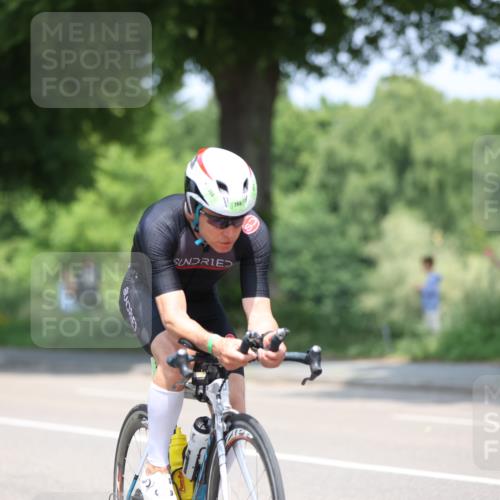 15.06.2025 - 7 Türme Triathlon Yannick Fuchs http://msf.ph/oto/8006804 15.06.2025 12:39:53 Radfahren 267, 340 meine-sportfotos.de
