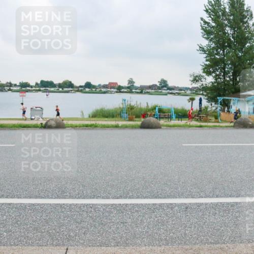 21.06.2025 - 27. Vierlanden-Triathlon H.Heesch http://msf.ph/oto/8006811 15.06.2025 13:14:11 Radfahren 1185, 1212, 1215 meine-sportfotos.de