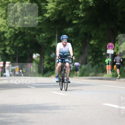 15.06.2025 - 7 Türme Triathlon Yannick Fuchs http://msf.ph/oto/8006897 15.06.2025 13:20:50 Radfahren 374 meine-sportfotos.de