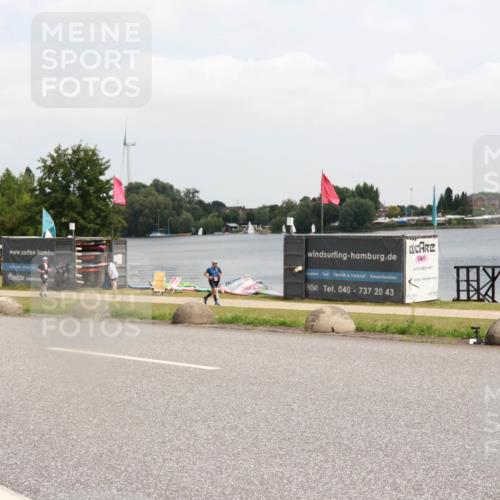 21.06.2025 - 27. Vierlanden-Triathlon H.Heesch http://msf.ph/oto/8006968 15.06.2025 12:07:23 Radfahren 662, 749, 867, 869 meine-sportfotos.de