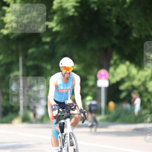 15.06.2025 - 7 Türme Triathlon Yannick Fuchs http://msf.ph/oto/8006986 15.06.2025 12:40:08 Radfahren 368, 403, 415, 418, 482, 576, 668 meine-sportfotos.de