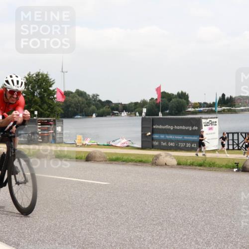 21.06.2025 - 27. Vierlanden-Triathlon H.Heesch http://msf.ph/oto/8007028 15.06.2025 12:07:31 Radfahren 228, 732, 909, 1000, 1001, 1002, 1003 meine-sportfotos.de