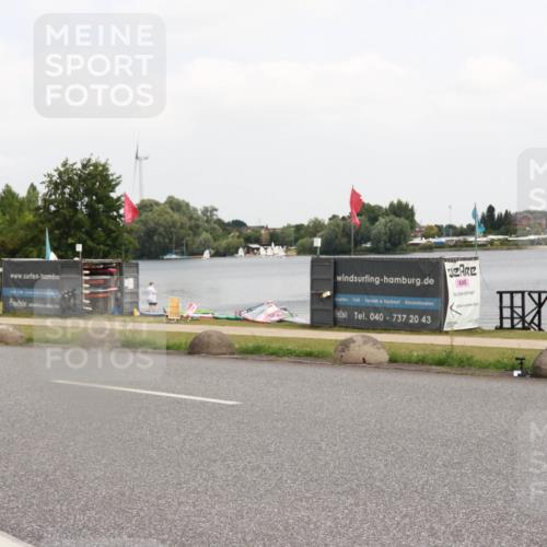 21.06.2025 - 27. Vierlanden-Triathlon H.Heesch http://msf.ph/oto/8007093 15.06.2025 12:08:00 Radfahren 218, 224, 716, 881, 908, 935, 980 meine-sportfotos.de