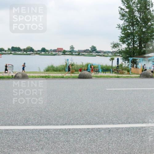 21.06.2025 - 27. Vierlanden-Triathlon H.Heesch http://msf.ph/oto/8007116 15.06.2025 13:17:12 Radfahren 1199 meine-sportfotos.de