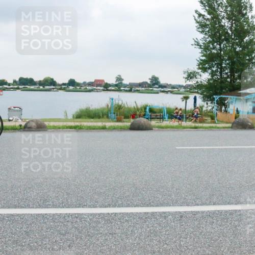 21.06.2025 - 27. Vierlanden-Triathlon H.Heesch http://msf.ph/oto/8007140 15.06.2025 13:17:44 Radfahren 1224 meine-sportfotos.de