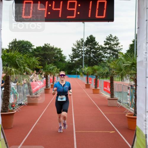 15.06.2025 - 7 Türme Triathlon Michael Strokosch http://msf.ph/oto/8007174 15.06.2025 14:49:09 Ziel 381 meine-sportfotos.de