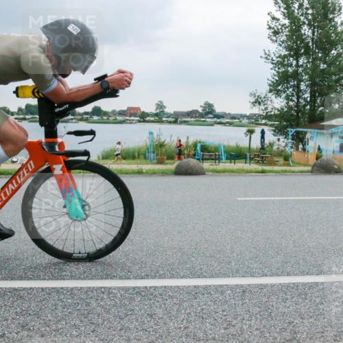 21.06.2025 - 27. Vierlanden-Triathlon H.Heesch http://msf.ph/oto/8007208 15.06.2025 13:19:45 Radfahren 1125 meine-sportfotos.de