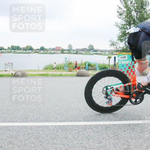 21.06.2025 - 27. Vierlanden-Triathlon H.Heesch http://msf.ph/oto/8007214 15.06.2025 13:19:45 Radfahren 1125 meine-sportfotos.de