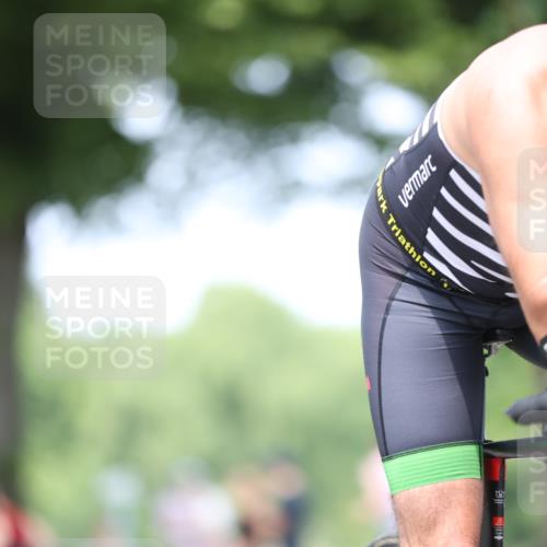 15.06.2025 - 7 Türme Triathlon Yannick Fuchs http://msf.ph/oto/8007250 15.06.2025 13:21:01 Radfahren 387, 466, 914 meine-sportfotos.de