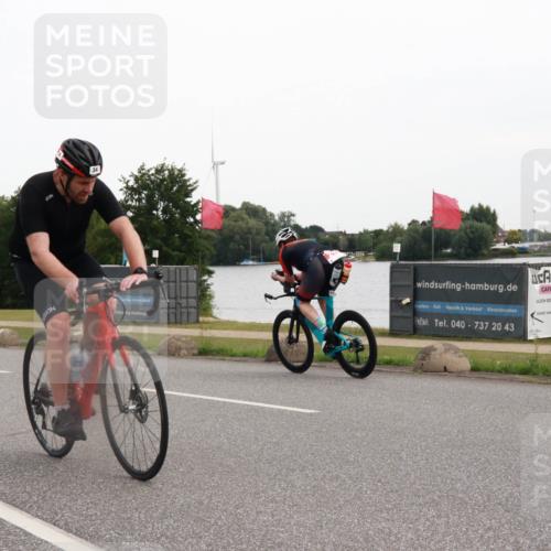 15.06.2025 - 27. Vierlanden-Triathlon H.Heesch http://msf.ph/oto/8007265 15.06.2025 10:41:54 Radfahren 34, 121, 134, 151, 205, 250 meine-sportfotos.de