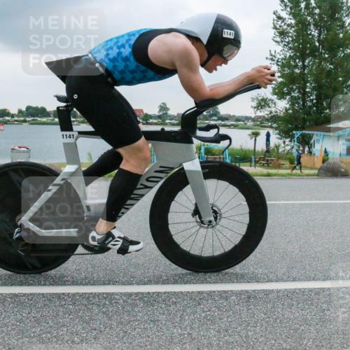 21.06.2025 - 27. Vierlanden-Triathlon H.Heesch http://msf.ph/oto/8007294 15.06.2025 13:22:14 Radfahren 1141 meine-sportfotos.de