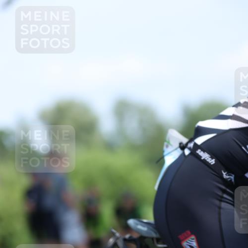15.06.2025 - 7 Türme Triathlon Yannick Fuchs http://msf.ph/oto/8007304 15.06.2025 12:40:29 Radfahren 581 meine-sportfotos.de