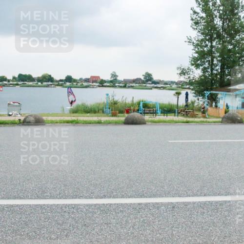21.06.2025 - 27. Vierlanden-Triathlon H.Heesch http://msf.ph/oto/8007338 15.06.2025 13:23:33 Radfahren 1269, 1279 meine-sportfotos.de