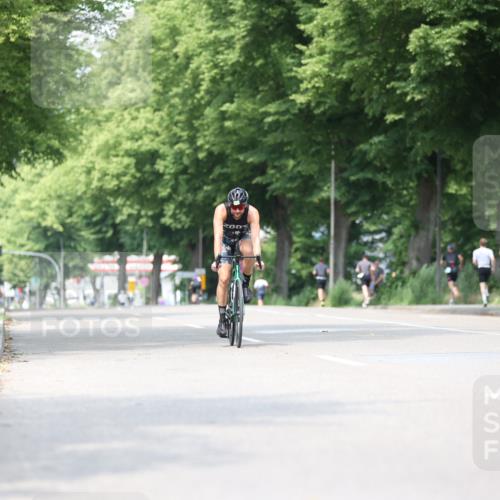 15.06.2025 - 7 Türme Triathlon Yannick Fuchs http://msf.ph/oto/8007348 15.06.2025 13:21:04 Radfahren  meine-sportfotos.de