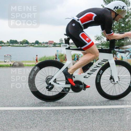 21.06.2025 - 27. Vierlanden-Triathlon H.Heesch http://msf.ph/oto/8007369 15.06.2025 13:23:49 Radfahren 1118, 1145, 1162 meine-sportfotos.de