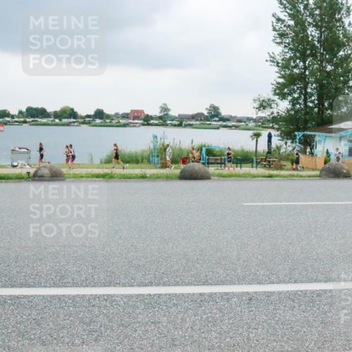 21.06.2025 - 27. Vierlanden-Triathlon H.Heesch http://msf.ph/oto/8007375 15.06.2025 13:23:51 Radfahren 1118, 1145, 1162 meine-sportfotos.de
