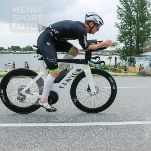 21.06.2025 - 27. Vierlanden-Triathlon H.Heesch http://msf.ph/oto/8007380 15.06.2025 13:23:51 Radfahren 1118, 1145, 1162 meine-sportfotos.de