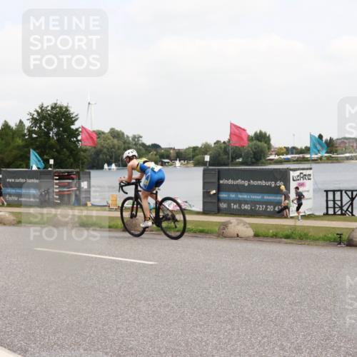 21.06.2025 - 27. Vierlanden-Triathlon H.Heesch http://msf.ph/oto/8007381 15.06.2025 12:08:42 Radfahren 677, 774, 878, 994, 995, 996, 997, 998 meine-sportfotos.de