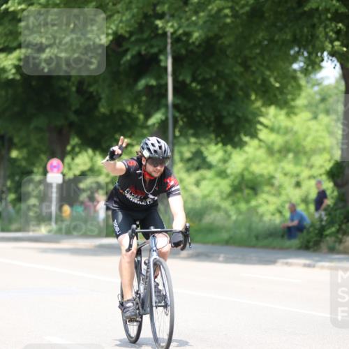 15.06.2025 - 7 Türme Triathlon Yannick Fuchs http://msf.ph/oto/8007382 15.06.2025 12:40:42 Radfahren 337, 514, 535 meine-sportfotos.de
