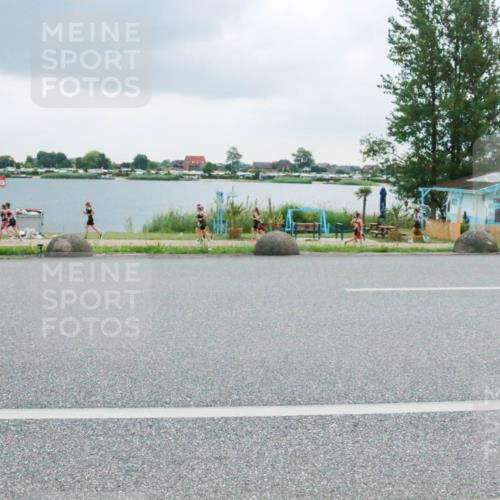 21.06.2025 - 27. Vierlanden-Triathlon H.Heesch http://msf.ph/oto/8007385 15.06.2025 13:23:52 Radfahren 1118, 1145, 1162 meine-sportfotos.de