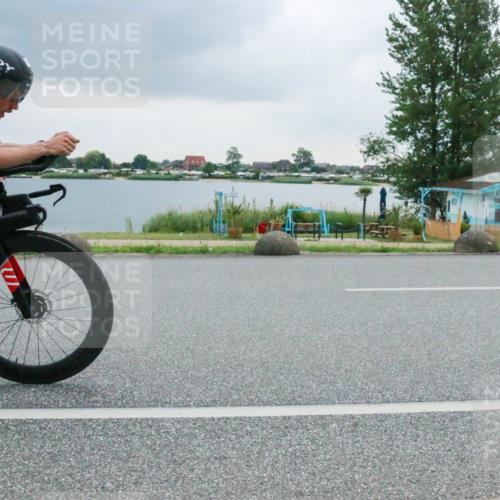 21.06.2025 - 27. Vierlanden-Triathlon H.Heesch http://msf.ph/oto/8007462 15.06.2025 13:24:30 Radfahren 1147, 1293 meine-sportfotos.de