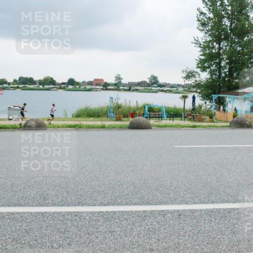 21.06.2025 - 27. Vierlanden-Triathlon H.Heesch http://msf.ph/oto/8007482 15.06.2025 13:24:31 Radfahren 1147, 1293 meine-sportfotos.de