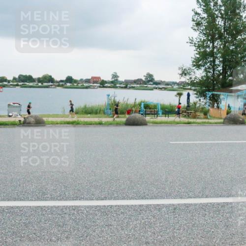 21.06.2025 - 27. Vierlanden-Triathlon H.Heesch http://msf.ph/oto/8007493 15.06.2025 13:24:38 Radfahren 1158, 1254 meine-sportfotos.de