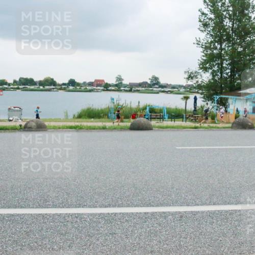 21.06.2025 - 27. Vierlanden-Triathlon H.Heesch http://msf.ph/oto/8007500 15.06.2025 13:24:41 Radfahren 1158, 1254 meine-sportfotos.de