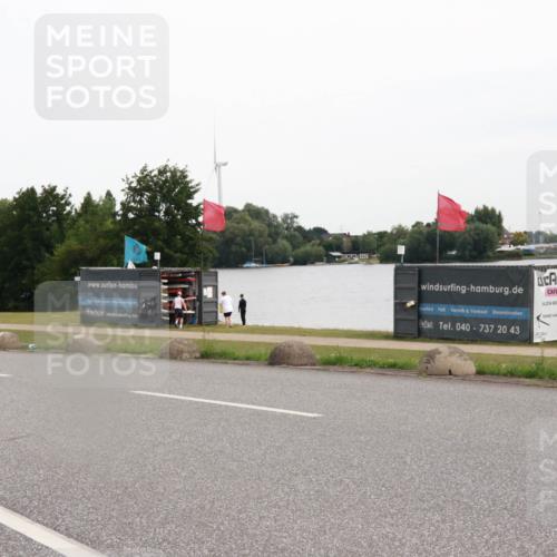 15.06.2025 - 27. Vierlanden-Triathlon H.Heesch http://msf.ph/oto/8007502 15.06.2025 10:43:58 Radfahren 263 meine-sportfotos.de