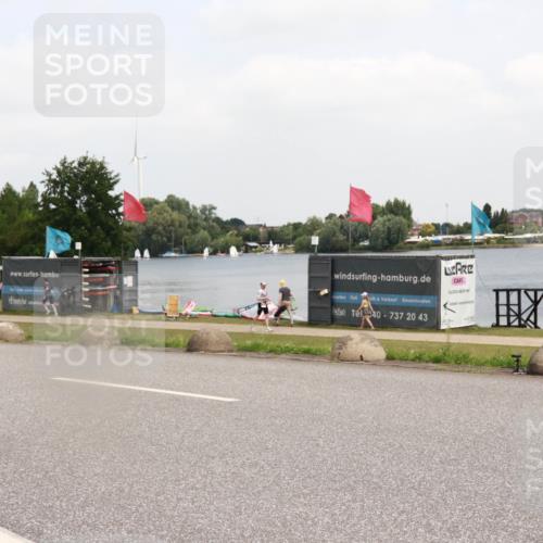 21.06.2025 - 27. Vierlanden-Triathlon H.Heesch http://msf.ph/oto/8007532 15.06.2025 12:08:48 Radfahren 677, 774, 926, 979, 994, 995, 996, 997, 998, 1009, 1010, 1011, 1012, 1013 meine-sportfotos.de