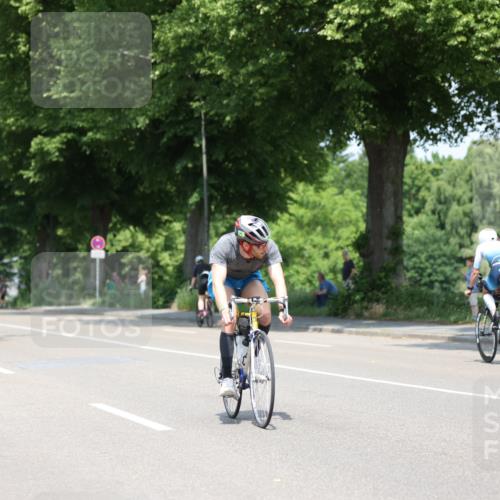 15.06.2025 - 7 Türme Triathlon Yannick Fuchs http://msf.ph/oto/8007545 15.06.2025 12:40:44 Radfahren 337, 514, 535 meine-sportfotos.de