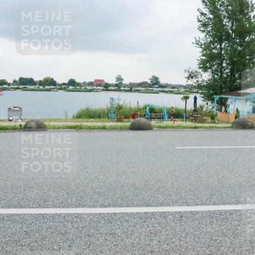 21.06.2025 - 27. Vierlanden-Triathlon H.Heesch http://msf.ph/oto/8007586 15.06.2025 13:25:15 Radfahren 1138, 1249 meine-sportfotos.de