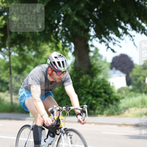 15.06.2025 - 7 Türme Triathlon Yannick Fuchs http://msf.ph/oto/8007615 15.06.2025 12:40:45 Radfahren 337, 514, 535 meine-sportfotos.de