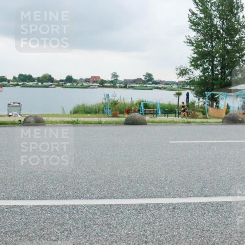 21.06.2025 - 27. Vierlanden-Triathlon H.Heesch http://msf.ph/oto/8007621 15.06.2025 13:25:31 Radfahren 1253 meine-sportfotos.de