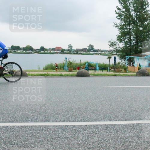 21.06.2025 - 27. Vierlanden-Triathlon H.Heesch http://msf.ph/oto/8007709 15.06.2025 13:25:53 Radfahren 1120, 1238, 1277, 1285 meine-sportfotos.de