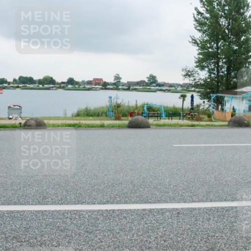 21.06.2025 - 27. Vierlanden-Triathlon H.Heesch http://msf.ph/oto/8007737 15.06.2025 13:26:03 Radfahren 1101, 1266, 1272 meine-sportfotos.de