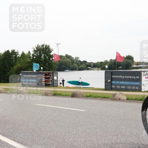 15.06.2025 - 27. Vierlanden-Triathlon H.Heesch http://msf.ph/oto/8007757 15.06.2025 10:44:58 Radfahren 13, 58, 224, 437, 467 meine-sportfotos.de