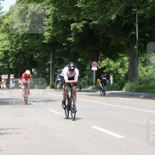 15.06.2025 - 7 Türme Triathlon Yannick Fuchs http://msf.ph/oto/8007764 15.06.2025 12:40:56 Radfahren 201, 221, 254, 283, 465 meine-sportfotos.de