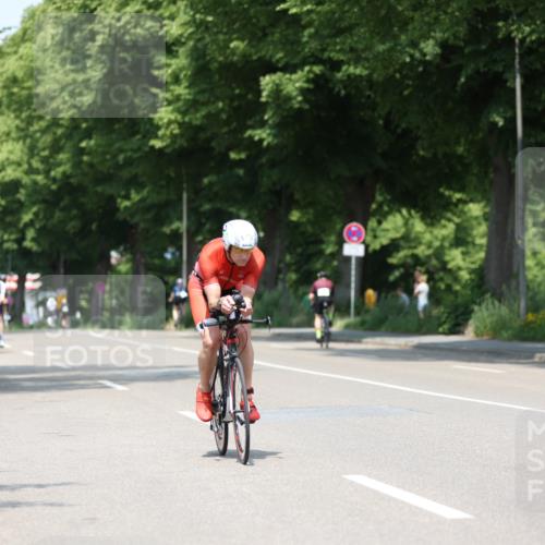 15.06.2025 - 7 Türme Triathlon Yannick Fuchs http://msf.ph/oto/8007795 15.06.2025 12:40:57 Radfahren 201, 221, 254, 283, 465 meine-sportfotos.de