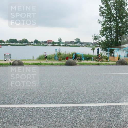 21.06.2025 - 27. Vierlanden-Triathlon H.Heesch http://msf.ph/oto/8007821 15.06.2025 13:26:11 Radfahren 1117, 1126, 1149, 1304, 1315 meine-sportfotos.de