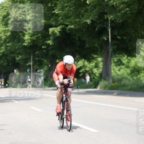 15.06.2025 - 7 Türme Triathlon Yannick Fuchs http://msf.ph/oto/8007825 15.06.2025 12:40:57 Radfahren 201, 221, 254, 283, 465 meine-sportfotos.de