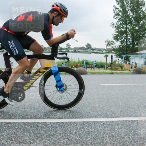 21.06.2025 - 27. Vierlanden-Triathlon H.Heesch http://msf.ph/oto/8007889 15.06.2025 13:26:25 Radfahren 1113, 1157, 1303 meine-sportfotos.de