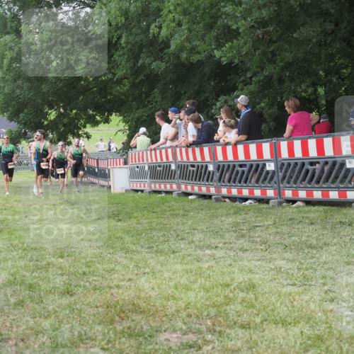 21.06.2025 - 27. Vierlanden-Triathlon KatJ http://msf.ph/oto/8007953 15.06.2025 13:02:12 Ziel 727, 755, 1009, 1039, 1041, 1042, 1043 meine-sportfotos.de