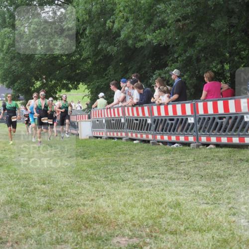 21.06.2025 - 27. Vierlanden-Triathlon KatJ http://msf.ph/oto/8007978 15.06.2025 13:02:12 Ziel 727, 755, 1009, 1039, 1041, 1042, 1043 meine-sportfotos.de