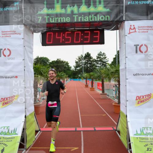 15.06.2025 - 7 Türme Triathlon Michael Strokosch http://msf.ph/oto/8007983 15.06.2025 14:50:33 Ziel 285 meine-sportfotos.de